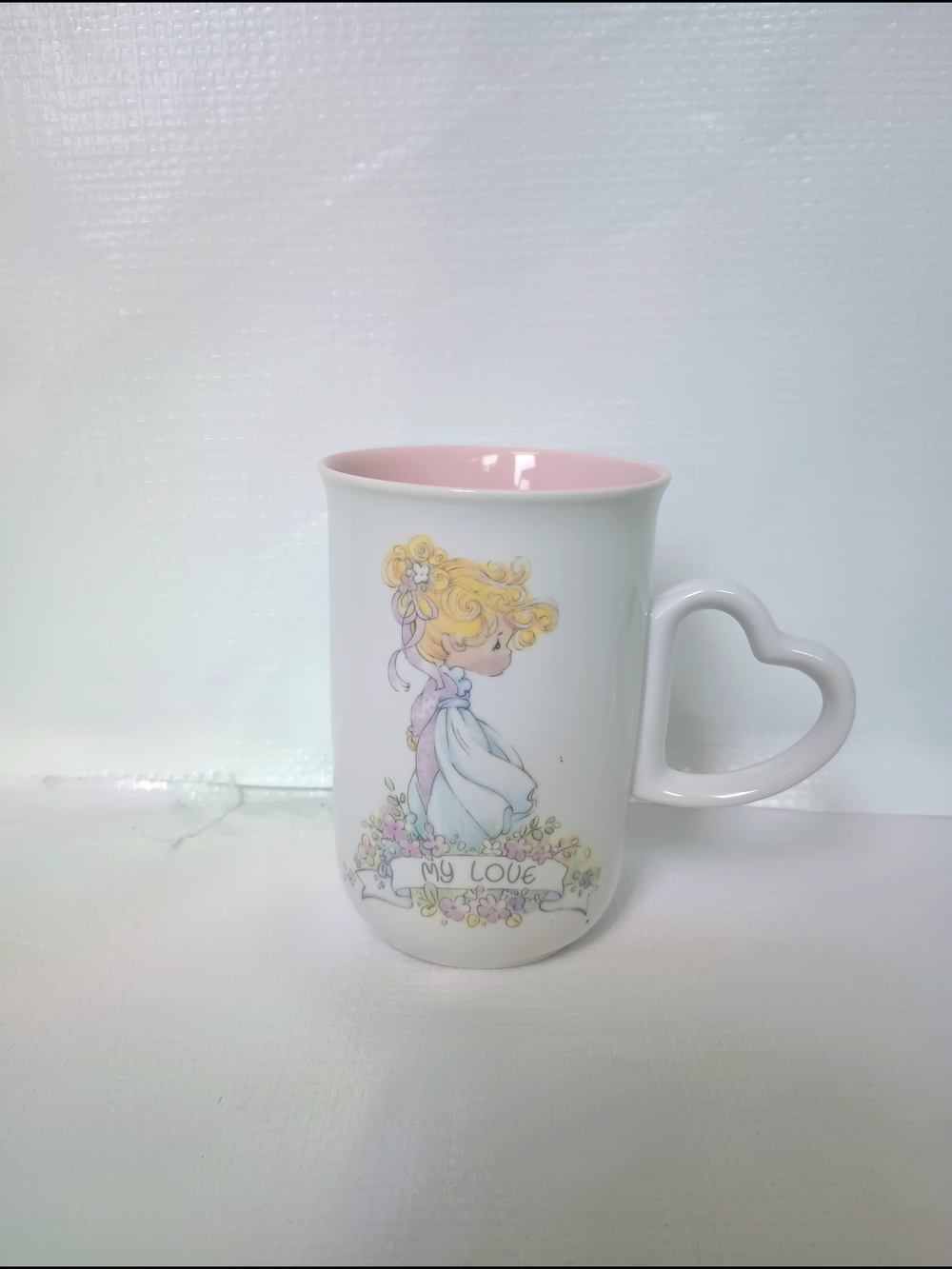 PRECIOUS MOMENTS MUG  Enesco 1990 VINTAGE heart pink
